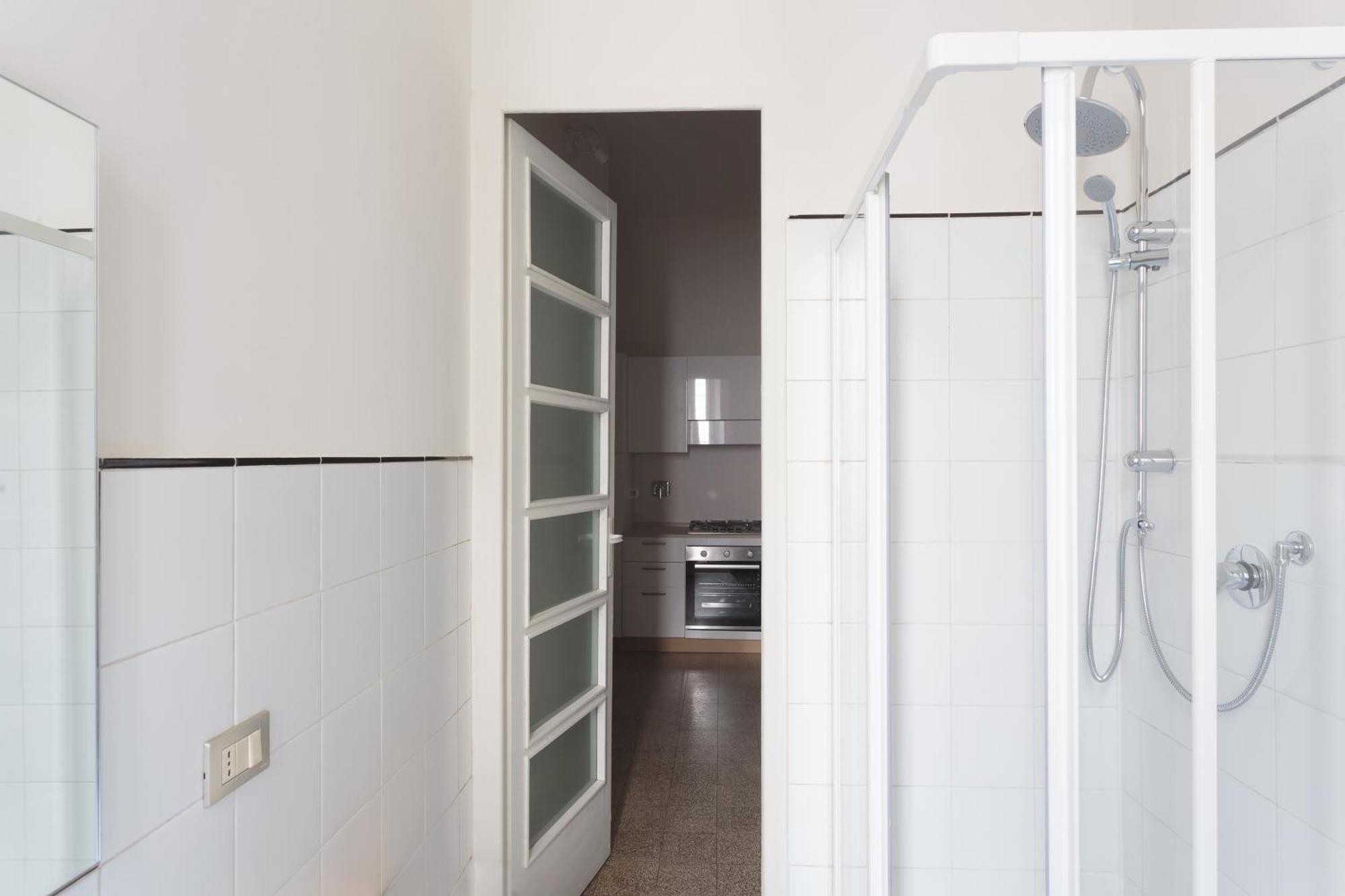 Renovated 3 Bedroom Apartment In The City Center Turin Exterior photo